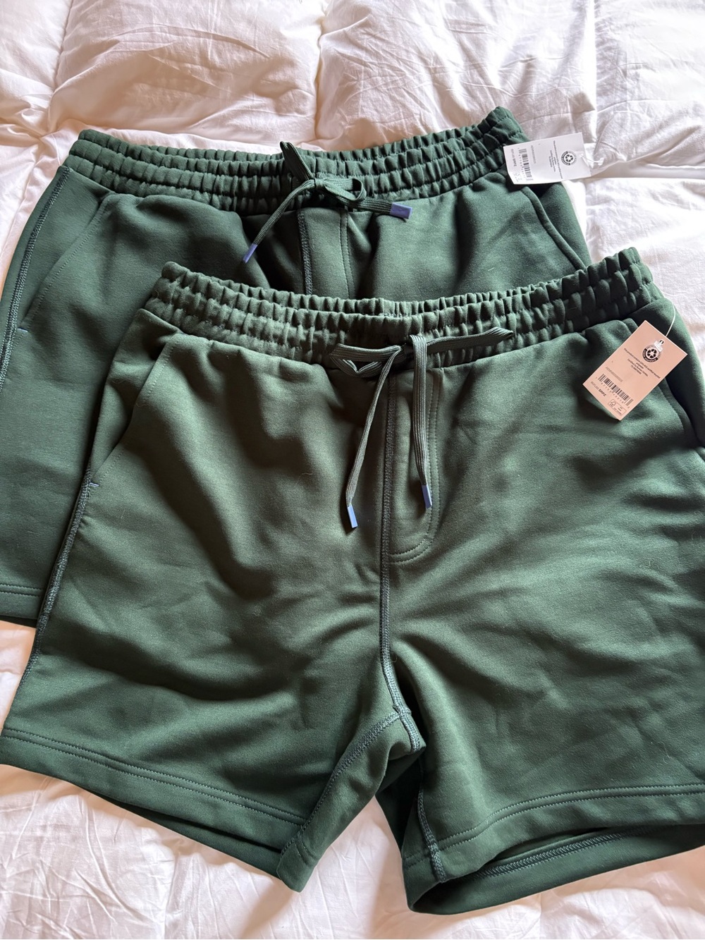 2 pack of new Amazon Essentials 6 in Men's Dark Green Athletic Drawstring Shorts